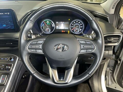 Hyundai SANTA FE 1.6 h T-GDi Premium SUV 5dr Petrol Hybrid Auto Euro 6 (s/s) (230 ps) Leathe 20