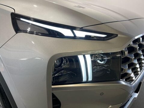 Hyundai SANTA FE 1.6 h T-GDi Premium SUV 5dr Petrol Hybrid Auto Euro 6 (s/s) (230 ps) Leathe 21