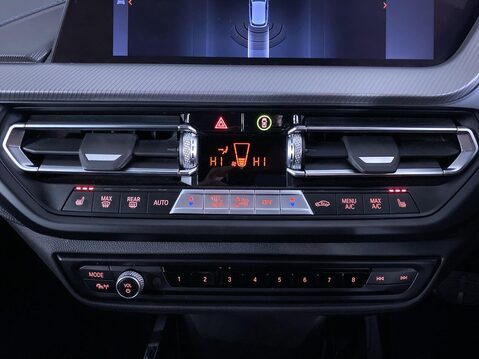 BMW 1 Series 1.5 116d M Sport (LCP) Hatchback 5dr Diesel DCT Euro 6 (s/s) (116 ps) 25