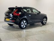 Volvo XC40 1.5h T4 Recharge 10.7kWh Core SUV 5dr Petrol Plug-in Hybrid Auto Euro 6 (s/ 8