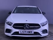 Mercedes-Benz A Class 2.0 A180d AMG Line Edition (Executive) Hatchback 5dr Diesel 8G-DCT Euro 6 ( 3