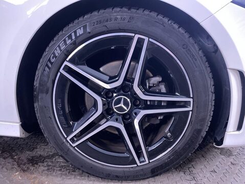 Mercedes-Benz A Class 2.0 A180d AMG Line Edition (Executive) Hatchback 5dr Diesel 8G-DCT Euro 6 ( 12