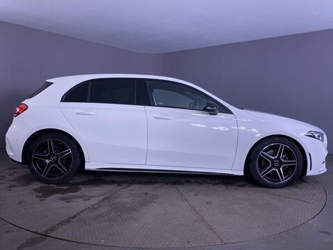 Mercedes-Benz A Class 2.0 A180d AMG Line Edition (Executive) Hatchback 5dr Diesel 8G-DCT Euro 6 ( 9