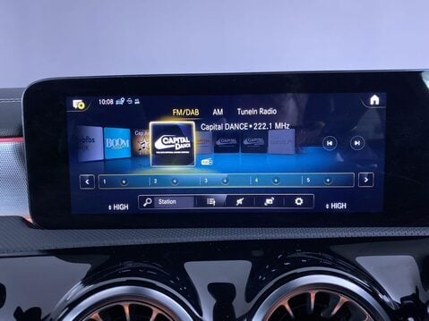 Mercedes-Benz A Class 2.0 A180d AMG Line Edition (Executive) Hatchback 5dr Diesel 8G-DCT Euro 6 ( 30