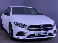 Mercedes-Benz A Class 2.0 A180d AMG Line Edition (Executive) Hatchback 5dr Diesel 8G-DCT Euro 6 (