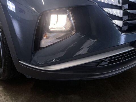 Hyundai TUCSON 1.6 T-GDi SE Connect SUV 5dr Petrol Manual Euro 6 (s/s) (150 ps) DAB Radio 11