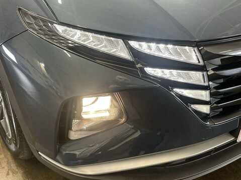 Hyundai TUCSON 1.6 T-GDi SE Connect SUV 5dr Petrol Manual Euro 6 (s/s) (150 ps) DAB Radio 22