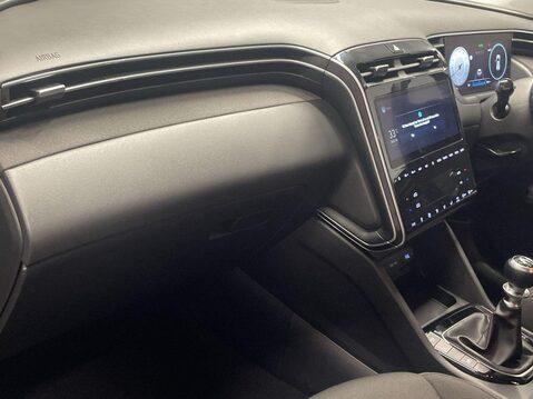 Hyundai TUCSON 1.6 T-GDi SE Connect SUV 5dr Petrol Manual Euro 6 (s/s) (150 ps) DAB Radio 16