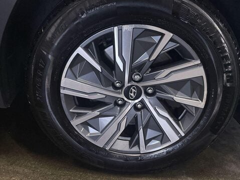 Hyundai TUCSON 1.6 T-GDi SE Connect SUV 5dr Petrol Manual Euro 6 (s/s) (150 ps) DAB Radio 12