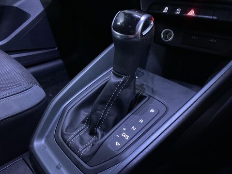 Audi A1 1.0 TFSI 25 Black Edition Sportback 5dr Petrol S Tronic Euro 6 (s/s) (95 ps 21