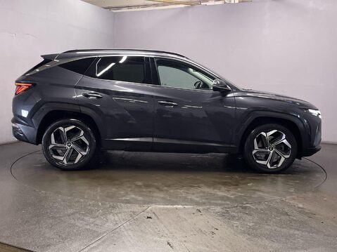 Hyundai TUCSON 1.6 h T-GDi Premium SUV 5dr Petrol Hybrid Auto Euro 6 (s/s) (230 ps) Cruise 9