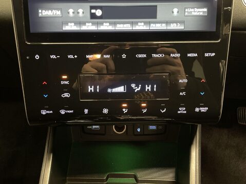 Hyundai TUCSON 1.6 h T-GDi Premium SUV 5dr Petrol Hybrid Auto Euro 6 (s/s) (230 ps) Cruise 28