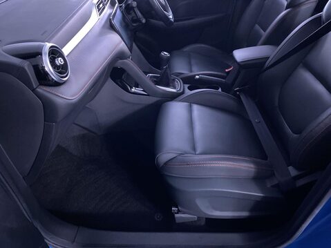 MG ZS 1.5 VTi-TECH Exclusive SUV 5dr Petrol Manual Euro 6 (s/s) (106 ps) 17