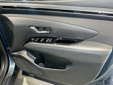 Hyundai TUCSON 1.6 T-GDi Premium SUV 5dr Petrol Manual Euro 6 (s/s) (150 ps) Sat Nav - Cru 25