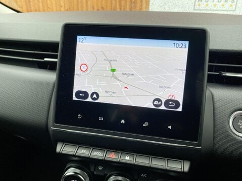 Renault Clio 1.6 E-TECH Evolution Hatchback 5dr Petrol Hybrid Auto Euro 6 (s/s) (145 ps) 9