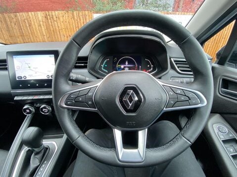 Renault Clio 1.6 E-TECH Evolution Hatchback 5dr Petrol Hybrid Auto Euro 6 (s/s) (145 ps) 11
