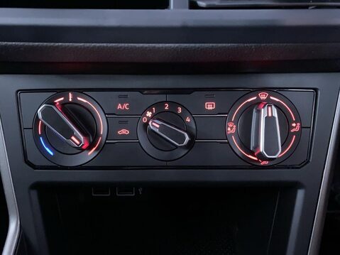 Volkswagen Polo 1.0 EVO Match Hatchback 5dr Petrol Manual Euro 6 (s/s) (80 ps) 31