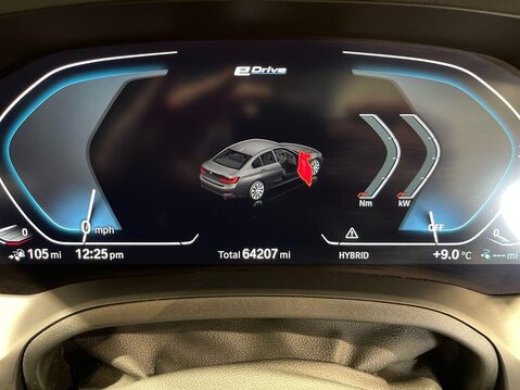 BMW 3 Series 2.0 330e 12kWh SE Pro Saloon 4dr Petrol Plug-in Hybrid Auto Euro 6 (s/s) (2 32
