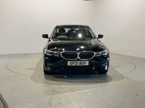 BMW 3 Series 2.0 330e 12kWh SE Pro Saloon 4dr Petrol Plug-in Hybrid Auto Euro 6 (s/s) (2 10