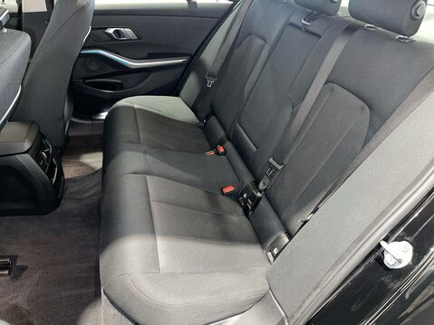 BMW 3 Series 2.0 330e 12kWh SE Pro Saloon 4dr Petrol Plug-in Hybrid Auto Euro 6 (s/s) (2 24