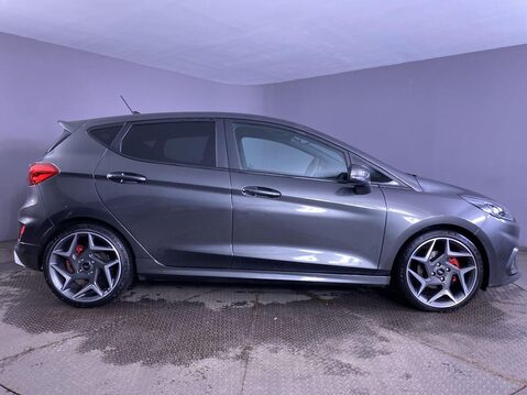 Ford Fiesta 1.5T EcoBoost ST-3 Hatchback 5dr Petrol Manual Euro 6 (s/s) (200 ps) 9