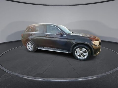 Mercedes-Benz GLC 2.1 GLC250d Sport SUV 5dr Diesel G-Tronic 4MATIC Euro 6 (s/s) (204 ps) Leat 26