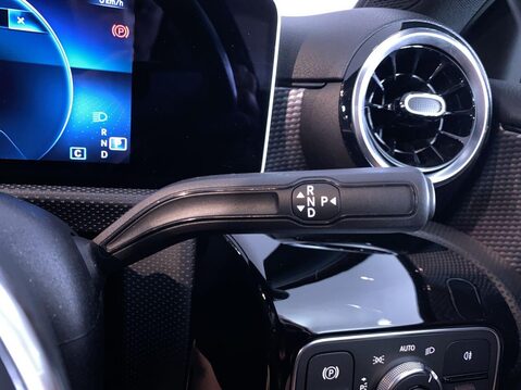 Mercedes-Benz A Class 1.5 A180d Sport (Executive) Hatchback 5dr Diesel 7G-DCT Euro 6 (s/s) (116 p 21