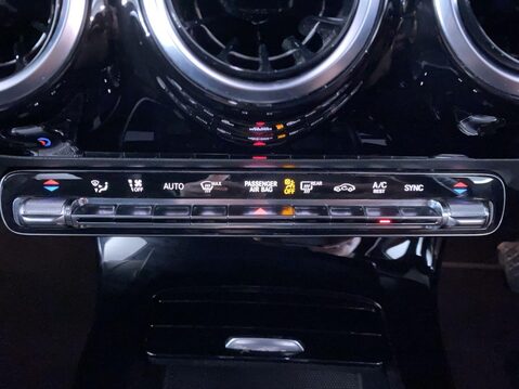 Mercedes-Benz A Class 1.5 A180d Sport (Executive) Hatchback 5dr Diesel 7G-DCT Euro 6 (s/s) (116 p 31