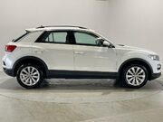 Volkswagen T-Roc 1.0 TSI SE SUV 5dr Petrol Manual Euro 6 (s/s) (115 ps) Sensors -Cruise - Bl 18