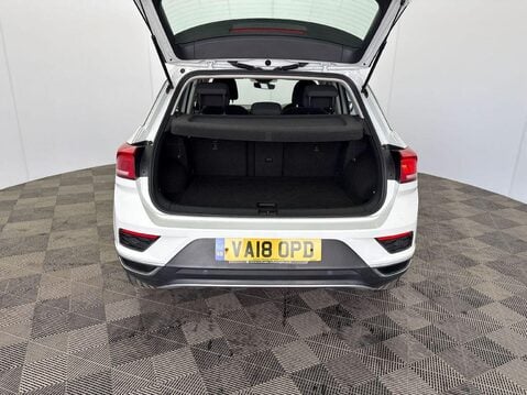 Volkswagen T-Roc 1.0 TSI SE SUV 5dr Petrol Manual Euro 6 (s/s) (115 ps) Sensors -Cruise - Bl 6