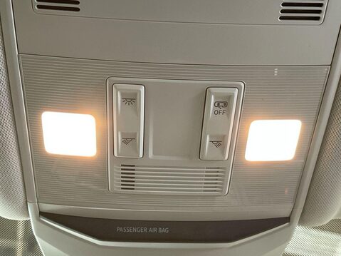 Volkswagen T-Roc 1.0 TSI SE SUV 5dr Petrol Manual Euro 6 (s/s) (115 ps) Sensors -Cruise - Bl 30