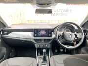 Skoda Kamiq 1.0 TSI SE SUV 5dr Petrol Manual Euro 6 (s/s) (110 ps) One Owner - Service 7