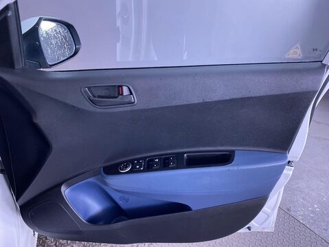 Hyundai i10 1.0 SE Hatchback 5dr Petrol Manual Euro 6 (66 ps) 27