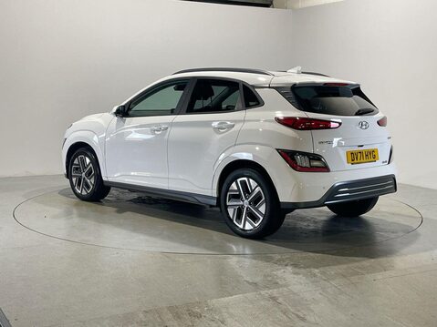 Hyundai KONA 64kWh Premium SUV 5dr Electric Auto (10.5kW Charger) (204 ps) 1 Owner - Cru 6