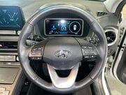Hyundai KONA 64kWh Premium SUV 5dr Electric Auto (10.5kW Charger) (204 ps) 1 Owner - Cru 20