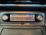 Hyundai KONA 64kWh Premium SUV 5dr Electric Auto (10.5kW Charger) (204 ps) 1 Owner - Cru 27