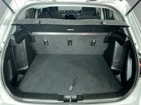 Suzuki Vitara 1.4 Boosterjet MHEV SZ-T SUV 5dr Petrol Hybrid Manual Euro 6 (s/s) (129 ps) 13