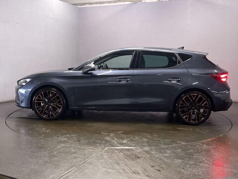 Cupra Leon 1.5 eTSI V3 Hatchback 5dr Petrol Hybrid DSG Euro 6 (s/s) (150 ps) 1 Owner - 5