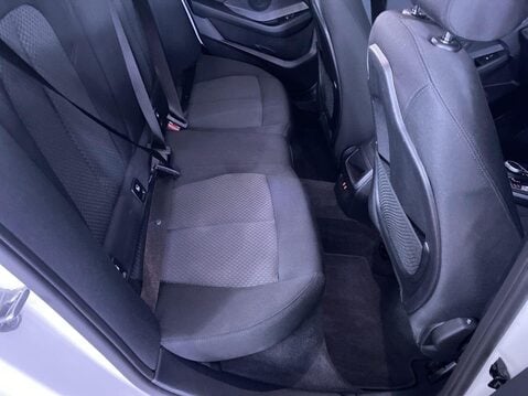 BMW 1 Series 1.5 118i SE (LCP) Hatchback 5dr Petrol DCT Euro 6 (s/s) (136 ps) 1 Owner - 26