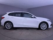 BMW 1 Series 1.5 118i SE (LCP) Hatchback 5dr Petrol DCT Euro 6 (s/s) (136 ps) 1 Owner - 16
