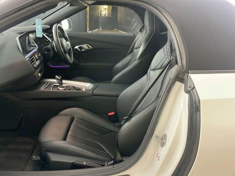 BMW Z4 2.0 20i M Sport Convertible 2dr Petrol Auto sDrive Euro 6 (s/s) (197 ps) He 10