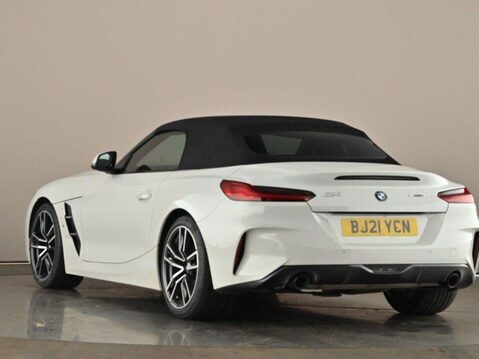 BMW Z4 2.0 20i M Sport Convertible 2dr Petrol Auto sDrive Euro 6 (s/s) (197 ps) He 3