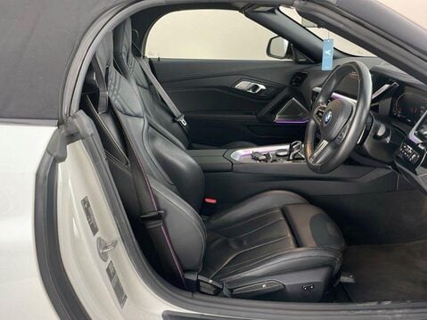 BMW Z4 2.0 20i M Sport Convertible 2dr Petrol Auto sDrive Euro 6 (s/s) (197 ps) He 9
