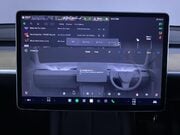 Tesla Model Y (Dual Motor) Long Range SUV 5dr Electric Auto 4WDE (384 bhp) Privacy Glass 31