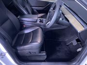 Tesla Model Y (Dual Motor) Long Range SUV 5dr Electric Auto 4WDE (384 bhp) Privacy Glass 15