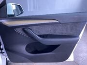 Tesla Model Y (Dual Motor) Long Range SUV 5dr Electric Auto 4WDE (384 bhp) Privacy Glass 27