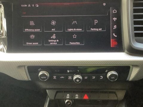 Audi A1 1.0 TFSI 25 S line Sportback 5dr Petrol Manual Euro 6 (s/s) (95 ps) 1 Owner 11