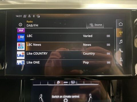 Audi E-Tron 55 S line Sportback 5dr Electric Auto quattro 95kWh (408 ps) Heated Seats - 4