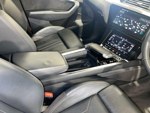 Audi E-Tron 55 S line Sportback 5dr Electric Auto quattro 95kWh (408 ps) Heated Seats - 14