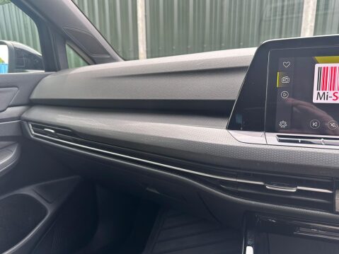 Volkswagen Golf GTD TDI DSG 13